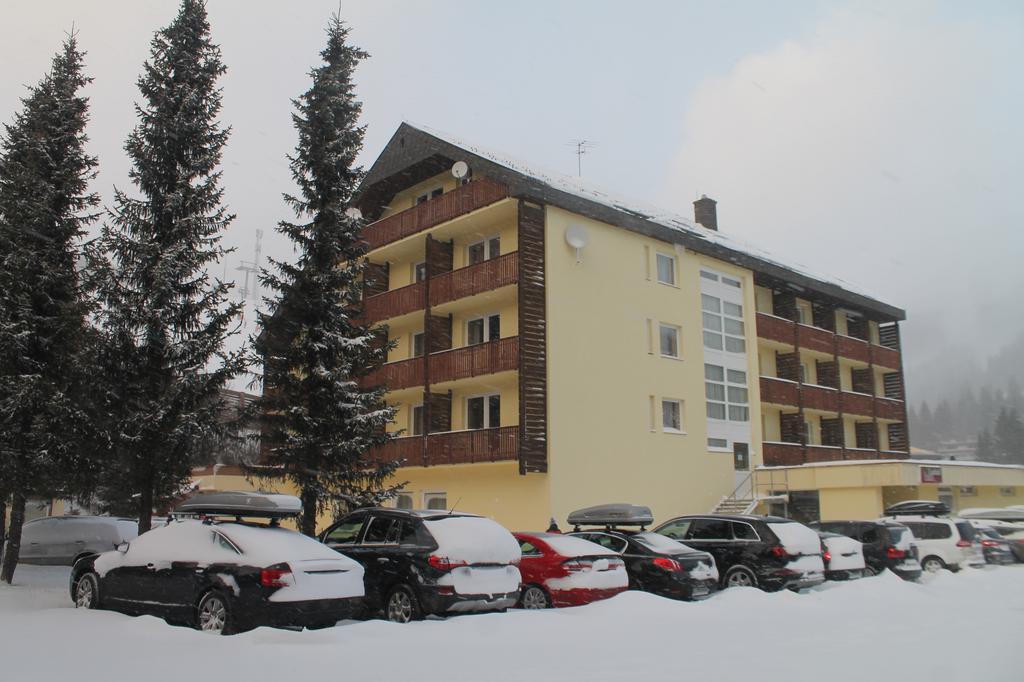 Lachtalhaus Luaran gambar